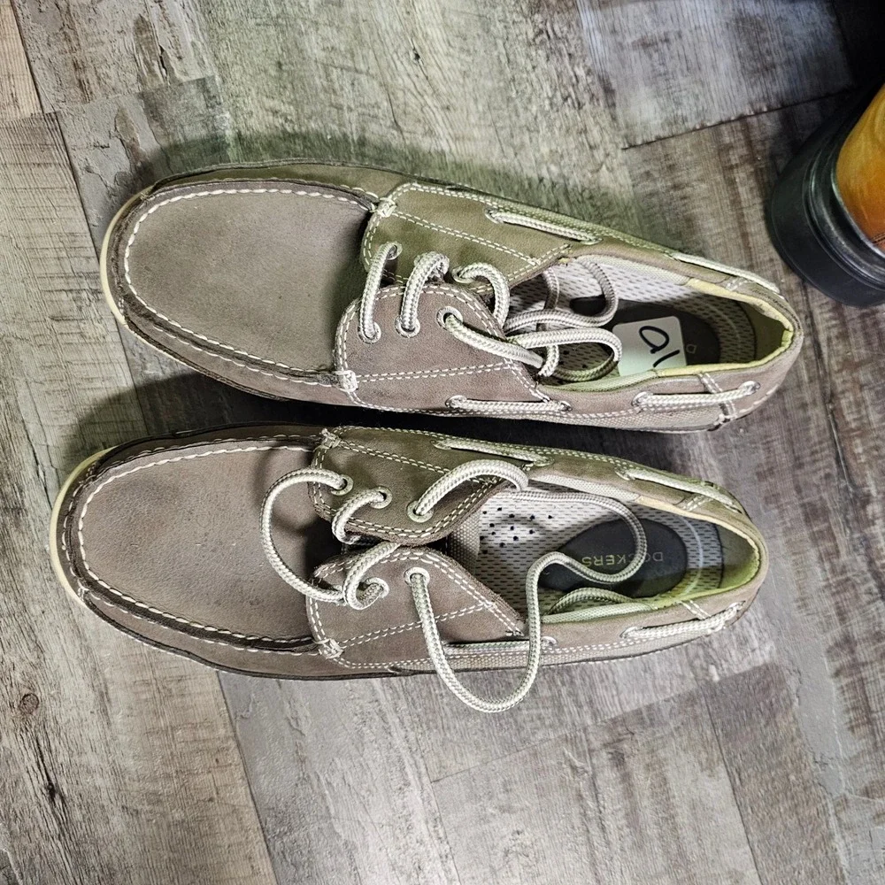 Dockers Mens Castaway Boat Shoes Brown Leather Loafers 10M 090-21236